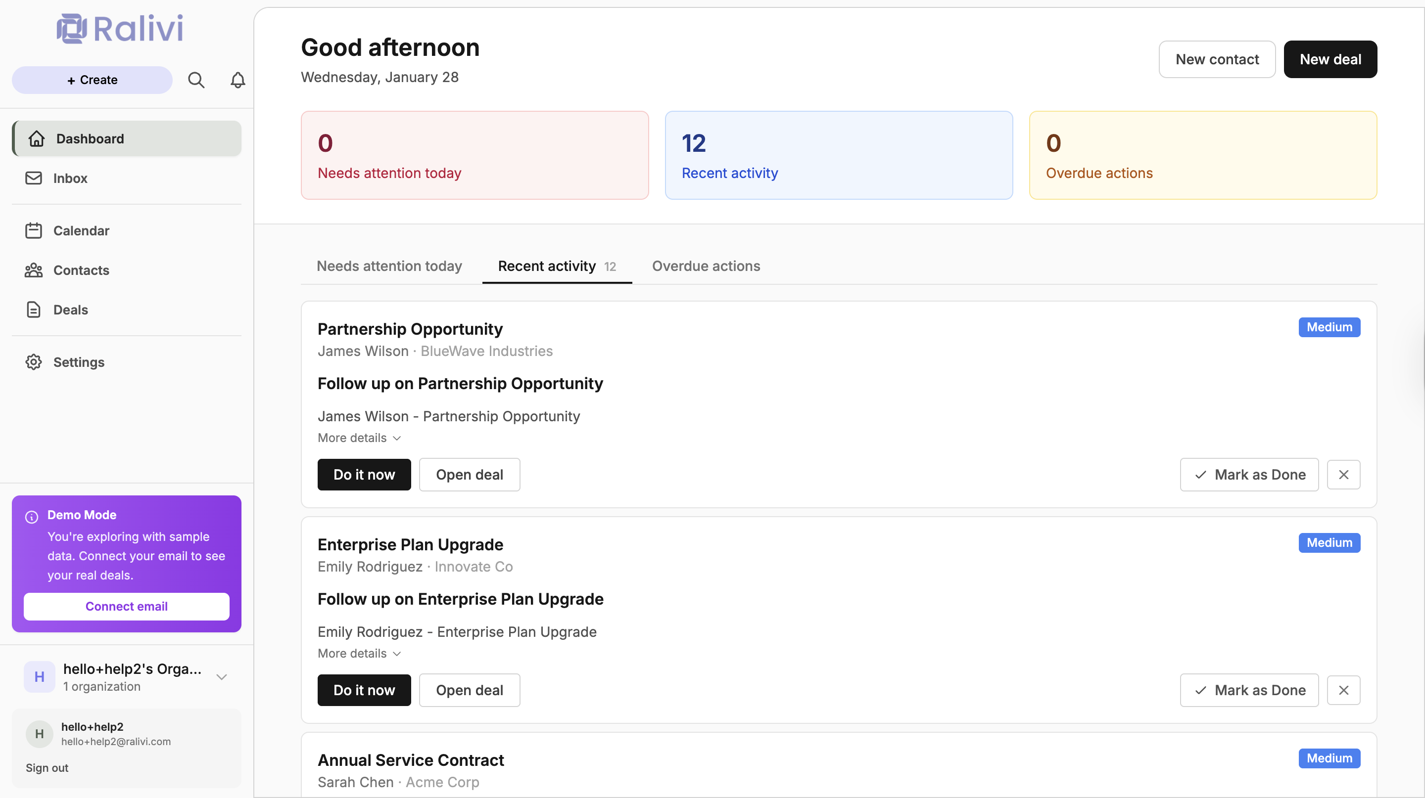 Demo mode banner in sidebar showing purple notification